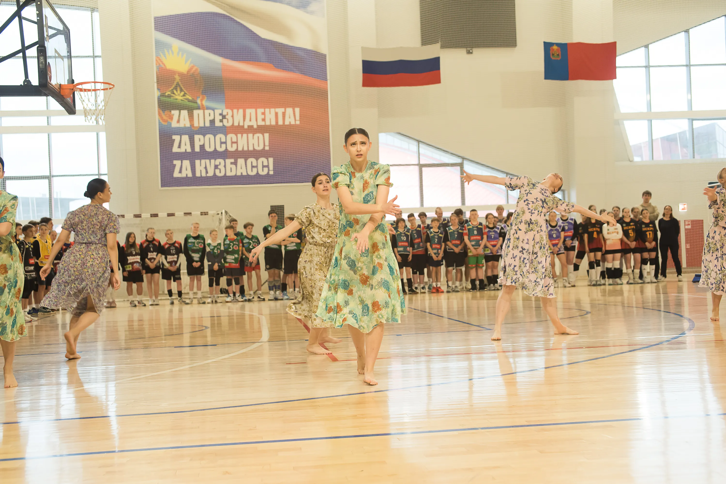Смотреть фотографию
